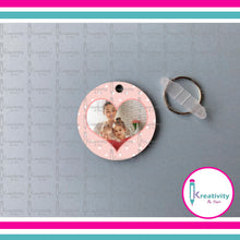 Load image into Gallery viewer, Custom Mother&#39;s Day Keychains
